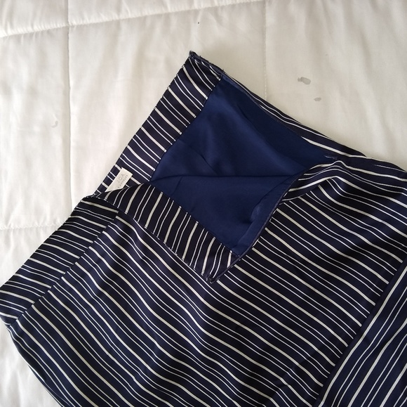 J.O.A. Skirt - Picture 5 of 7